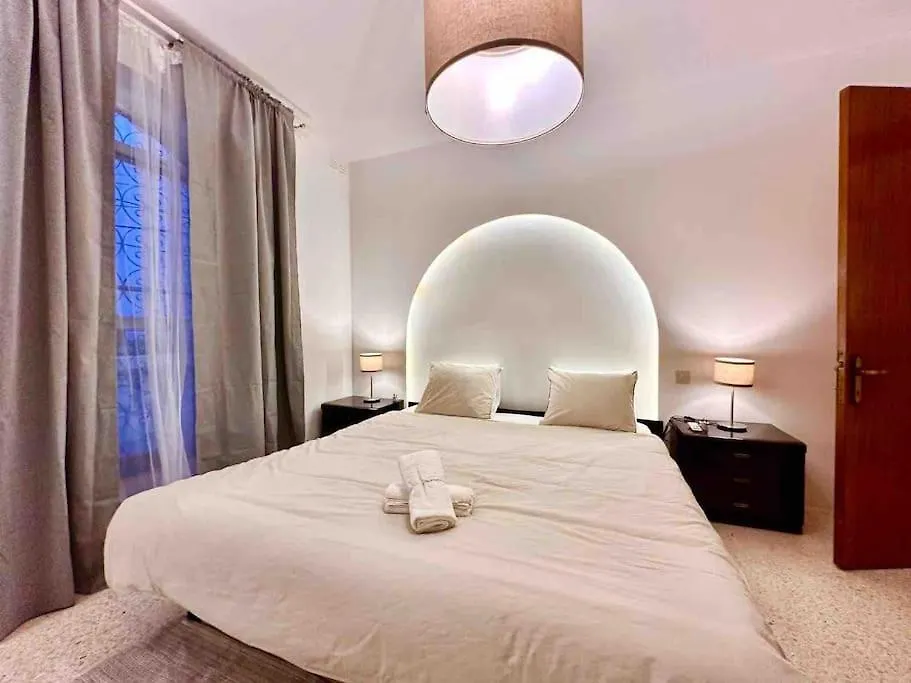 Poolside Paradise Sea View Villa Sliema 0*,  Malta